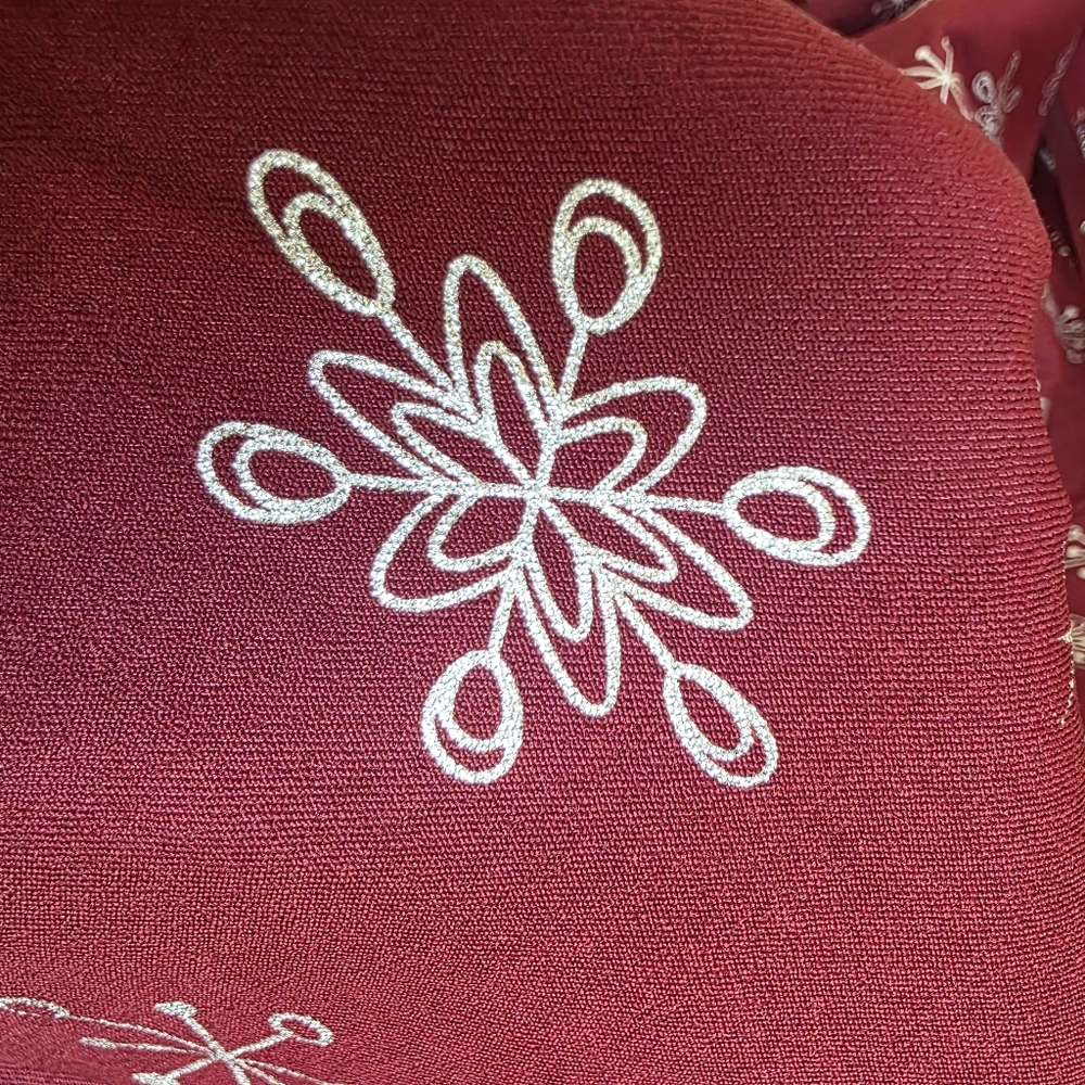 Unique Vintage Red with Silver Snowflakes Fit & Flare Winter Dress NWOT - Picture 10 of 16